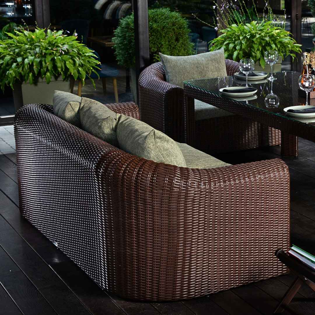 Velká hybridní jídelní sestava AMPIR FAMILY Terico. Skládá se z 5 kusů. Klikněte pro zobrazení podrobných informací.